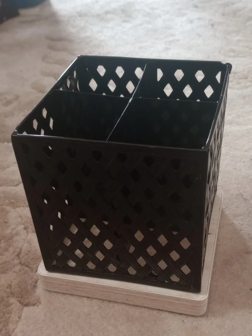 🇺🇸NWT TARGET Black Lattice 4-Compartment Desk Organizer